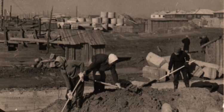 фото предоставлено отделом по делам архивов департамента п делам администрации города Нефтеюганска